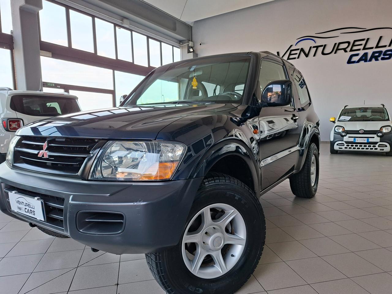 Mitsubishi Pajero 2.5 TDI 3p. GLS1 Autocarro