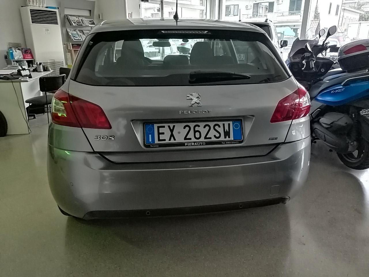 Peugeot 308 1.6 HDi 92 CV Business