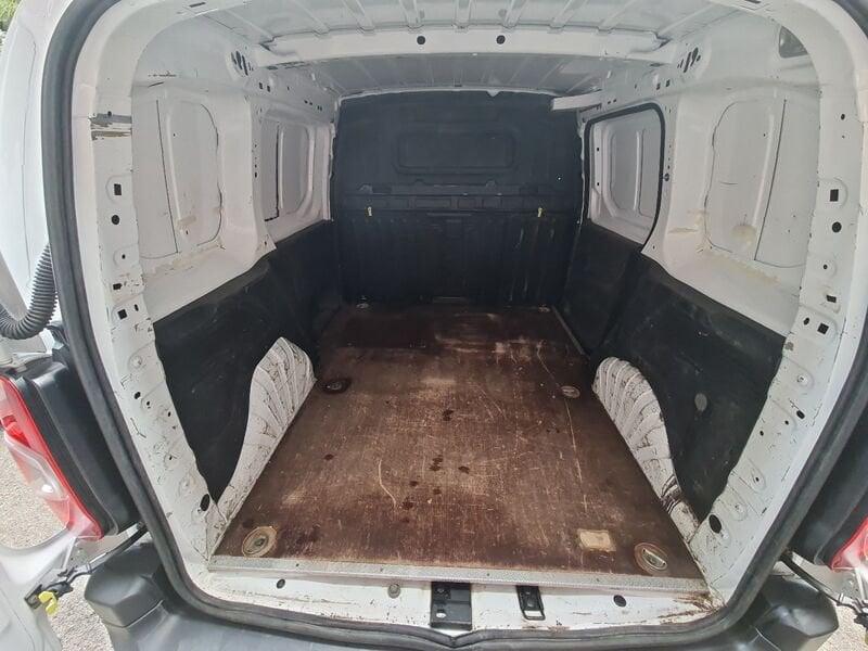 Opel Combo Cargo 1.6 Diesel PC-TN 650kg AUTOCARRO