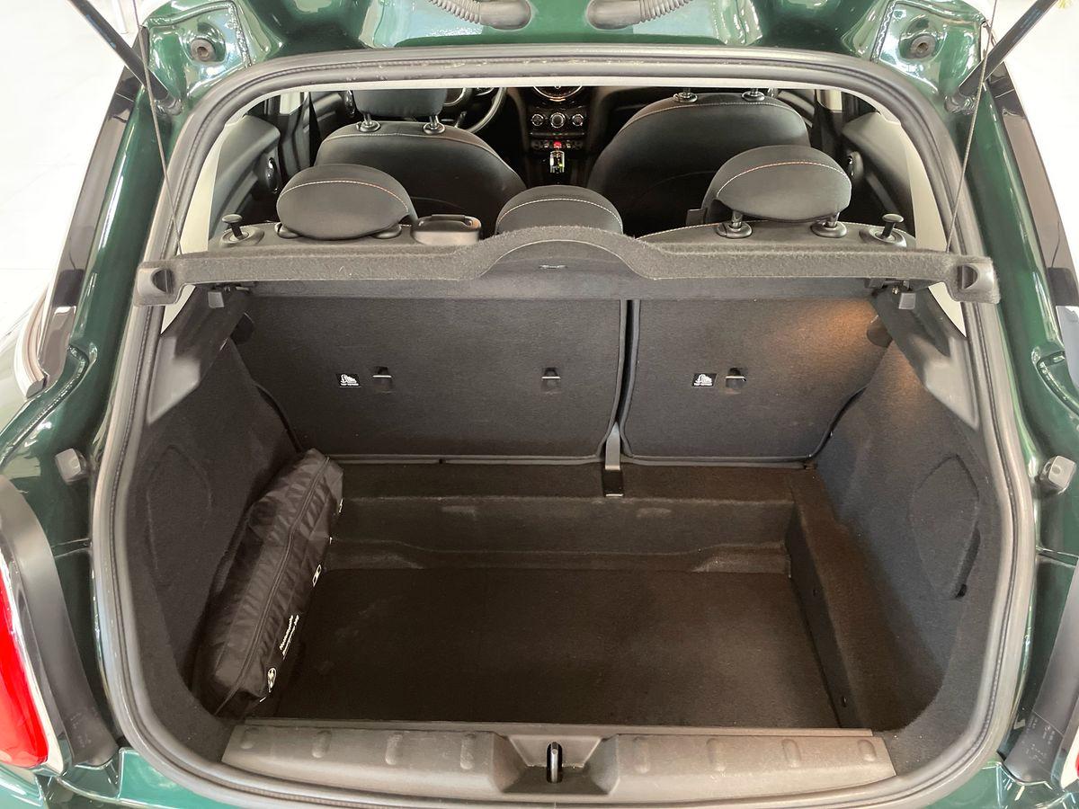 MINI Mini IV F55-F56 2014 - Mini 1.5 Cooper D Business XL 5p auto my18