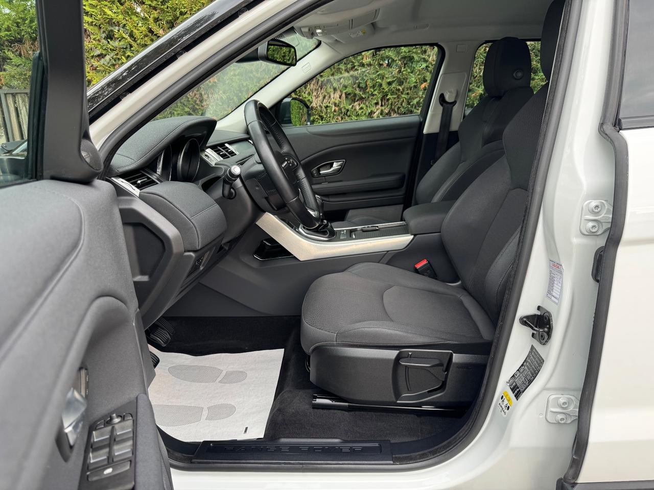 Land Rover Range Evoque 2.0 eD4 5p. SE Black Desing Pack