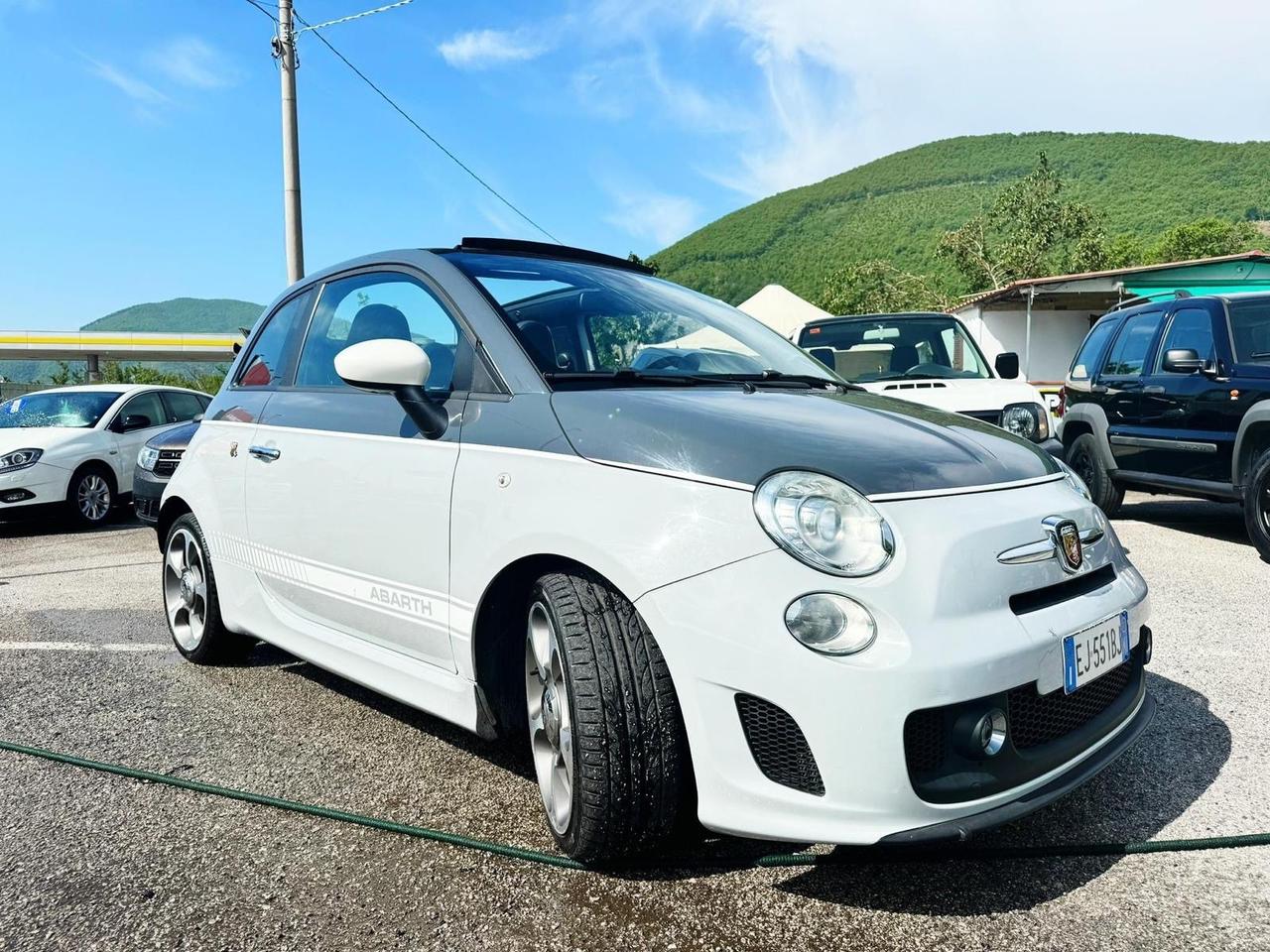 Abarth 500 C 1.4 Turbo T-Jet MTA Bicolore