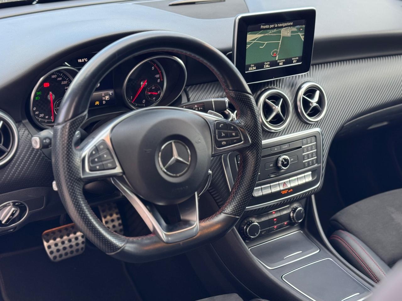Mercedes-benz A 180 Automatico AMG LINE !