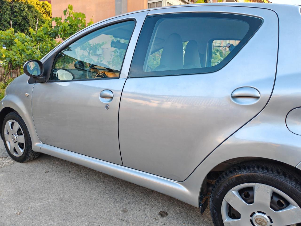 Toyota Aygo 1.0 CAMBIO AUTOMATICO ZONA VOMERO