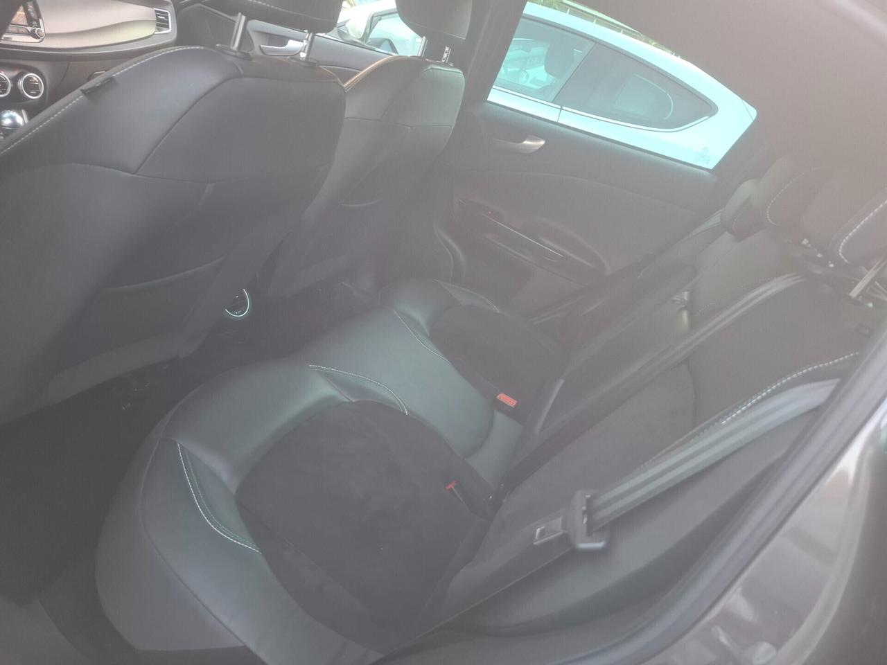 Alfa Romeo Giulietta - 1.6 JTD Esclusive |