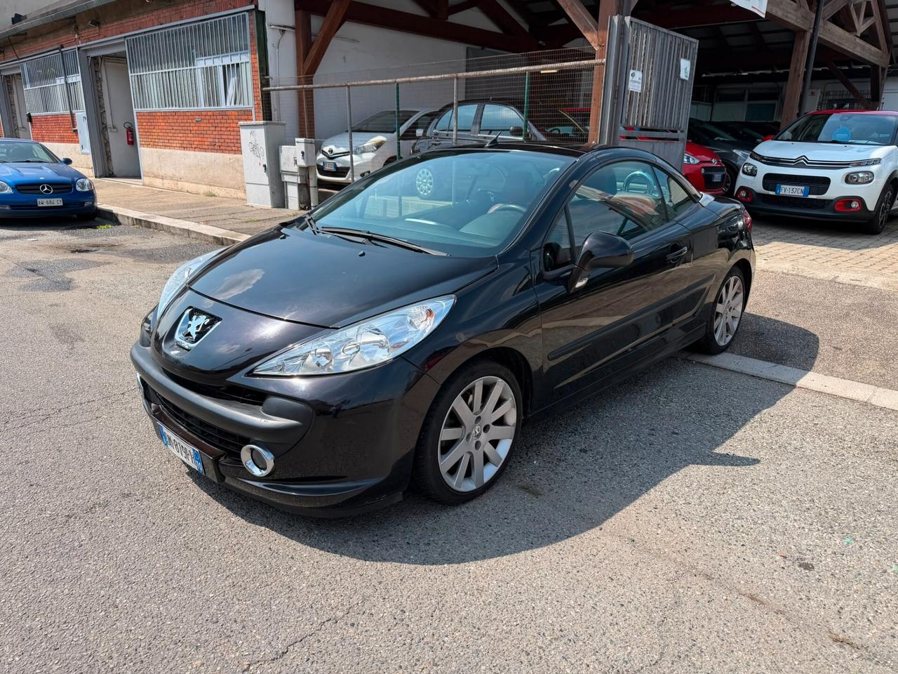 Peugeot 207 1.6 VTi 120CV CC Roland Garros