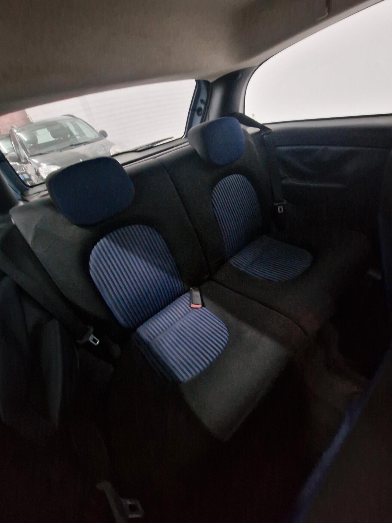 Lancia Ypsilon 1.2 Argento