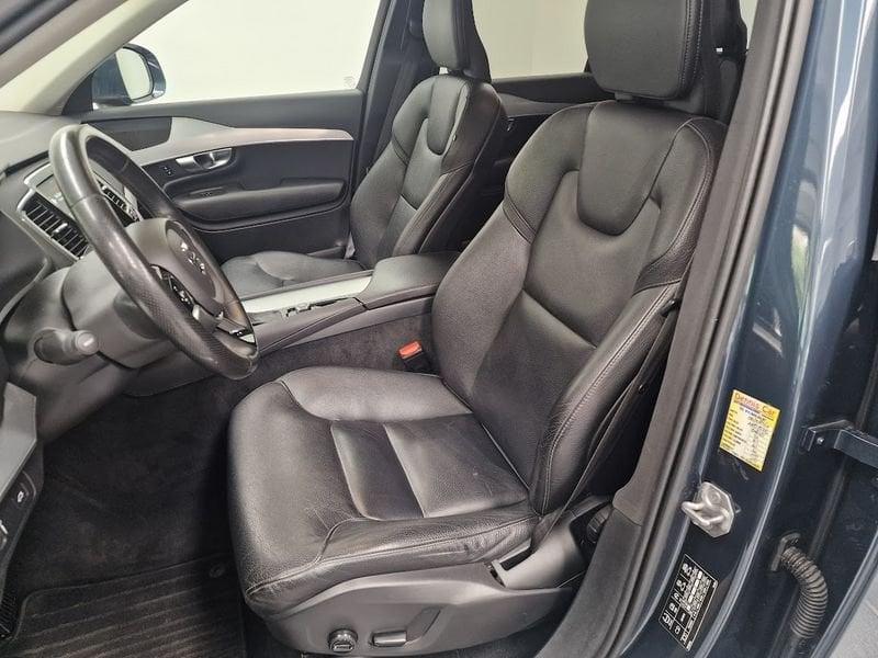 Volvo XC90 D5 AWD Geartronic 7 posti Momentum Euro 6 D-Temp