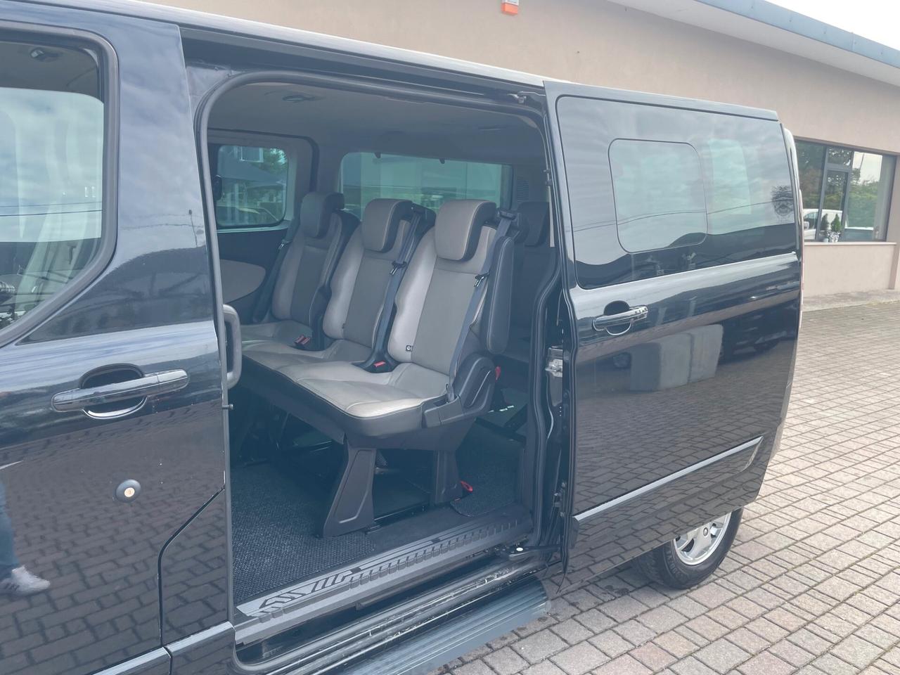 Ford Tourneo Custom 300 2.2 TDCi 155CV PL Titanium