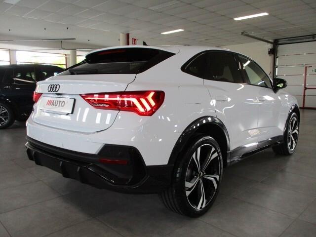 Audi Q3 SPB 35 TDI S tronic Identity Black