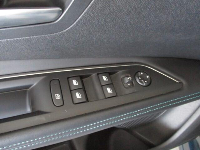 Peugeot 3008 BlueHDi 130 S&S Allure Pack