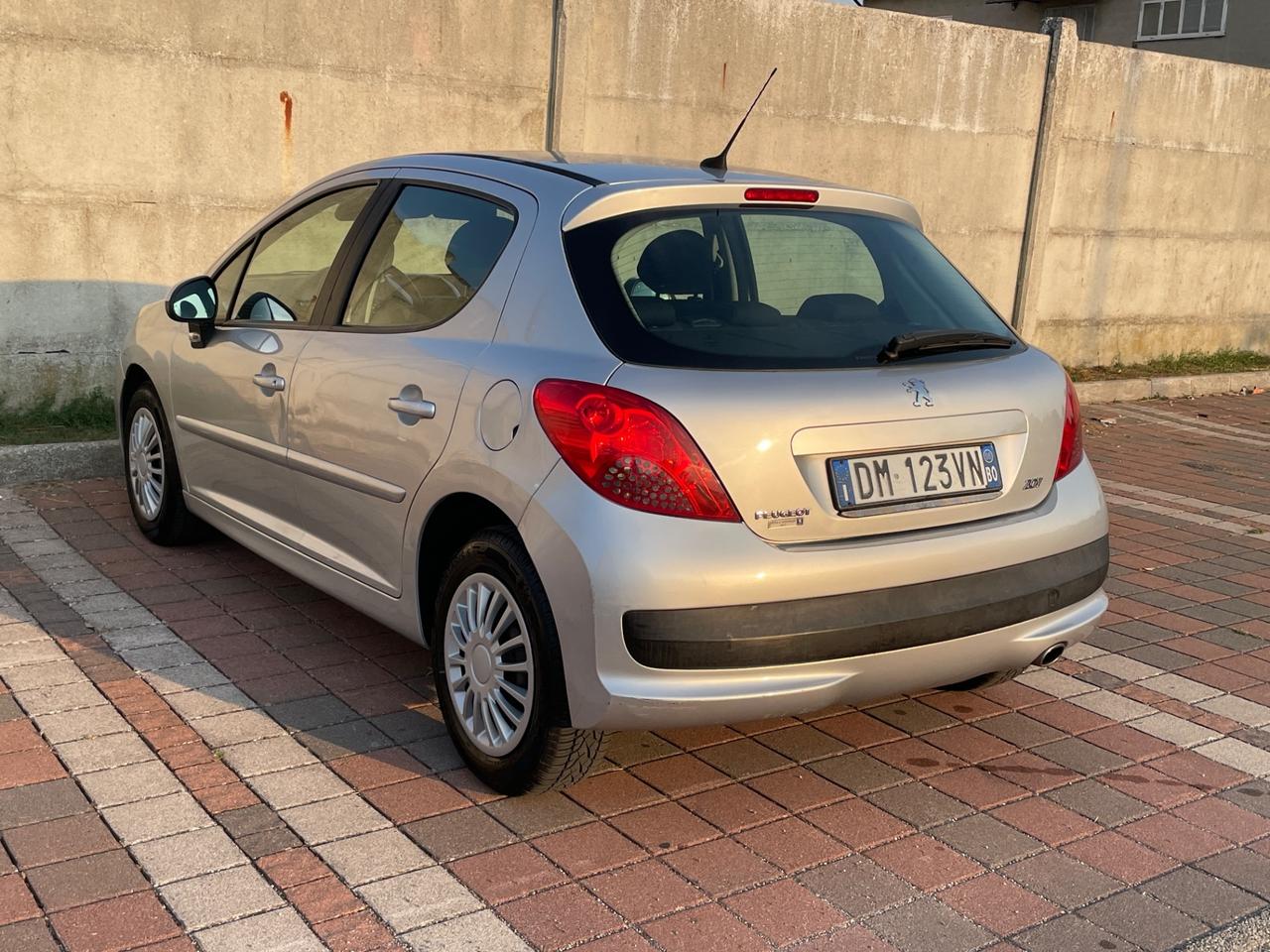 Peugeot 207 1.4 VTi 95CV 5p. Energie