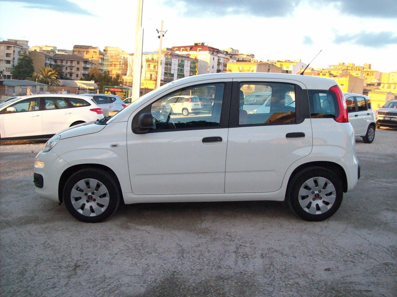 FIAT PANDA 1.2 BZ EASY "2018"