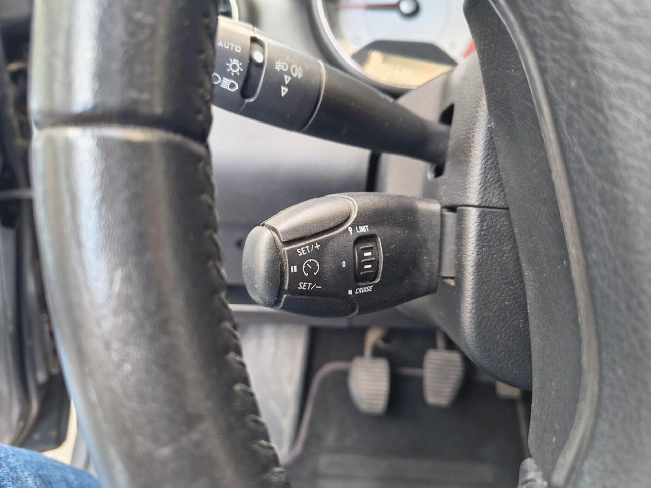 Peugeot 308 2.0 HDi 136CV 5p. Féline