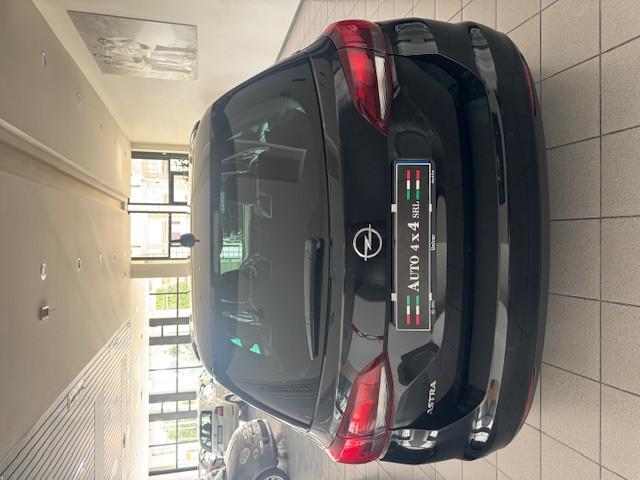 Opel Astra Sports Tourer 1.2 t GS Line s&s 110cv