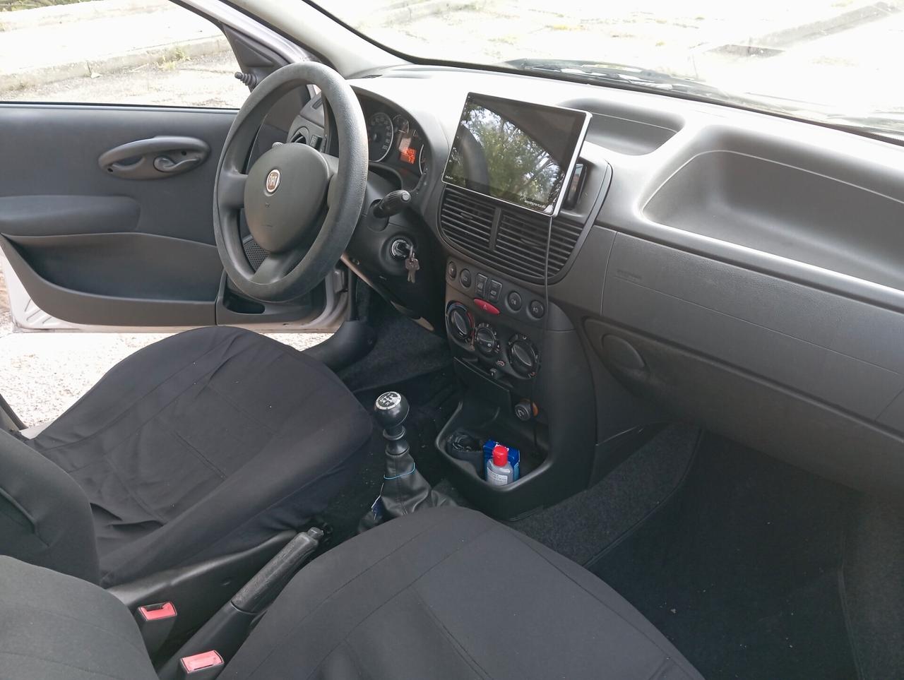 Fiat Punto Classic 1.2 5 GPL 2010