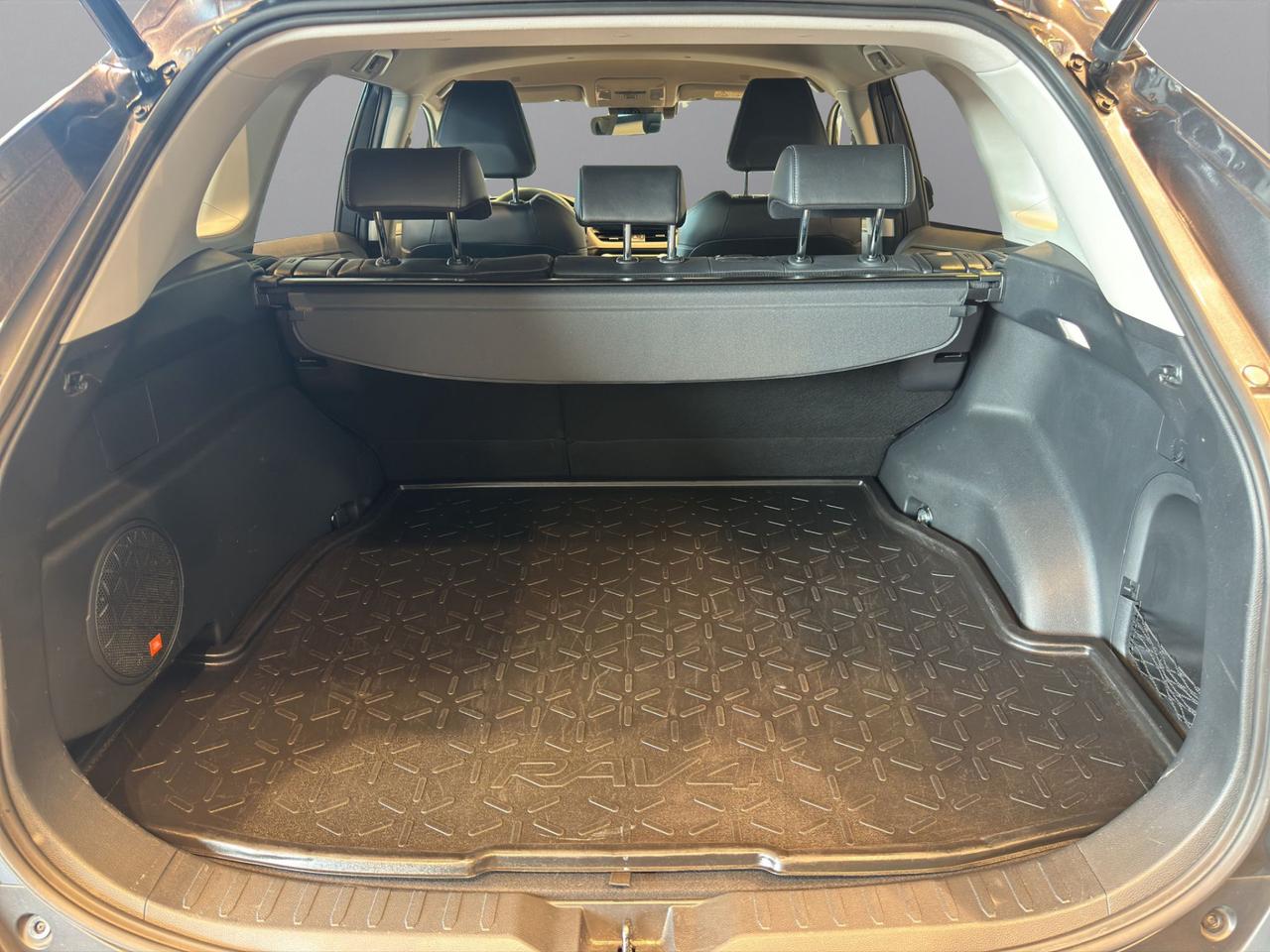 Toyota Rav4 2.5 vvt-ie h Lounge awd-i 222cv e-cvt