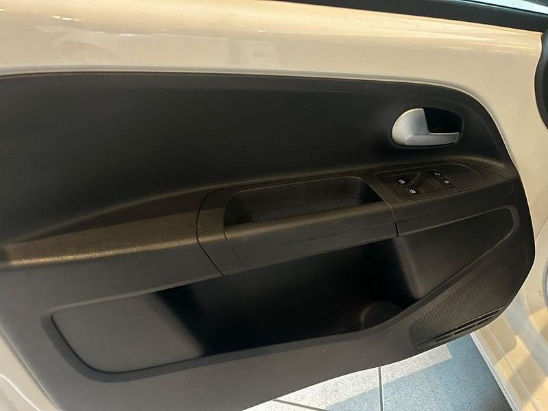 Volkswagen up! 1.0 5p. move up!