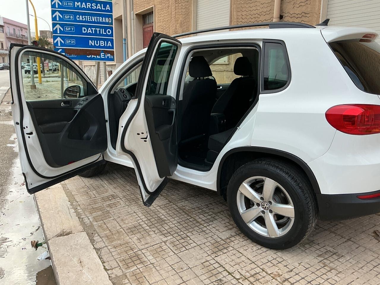 Volkswagen Tiguan 2.0 TDI 110 CV Sport & Style BlueMotion Technology