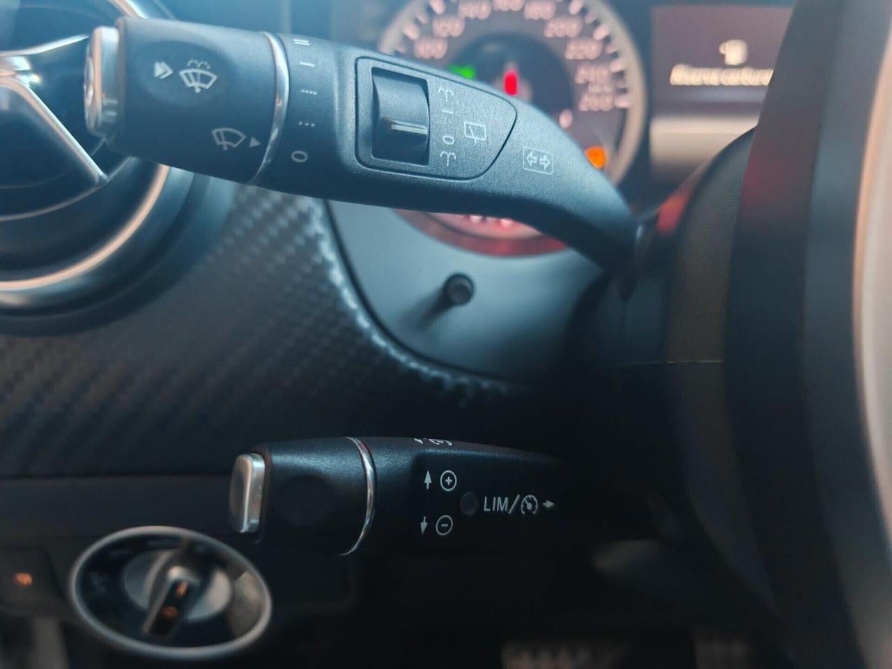 Mercedes-benz A 180 d Automatic Premium APPLE CARPLAY ANDROID AUTO