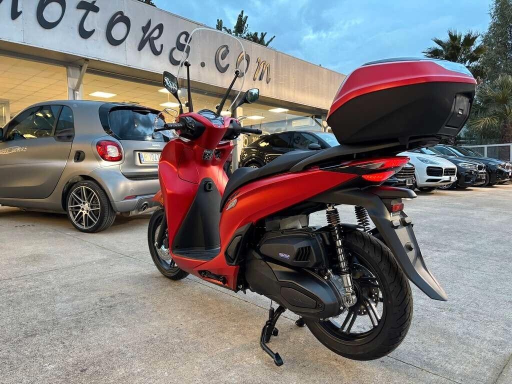 Honda SH 350 Nuovo pronto consegna Tuo a solo 65 Euro al mese