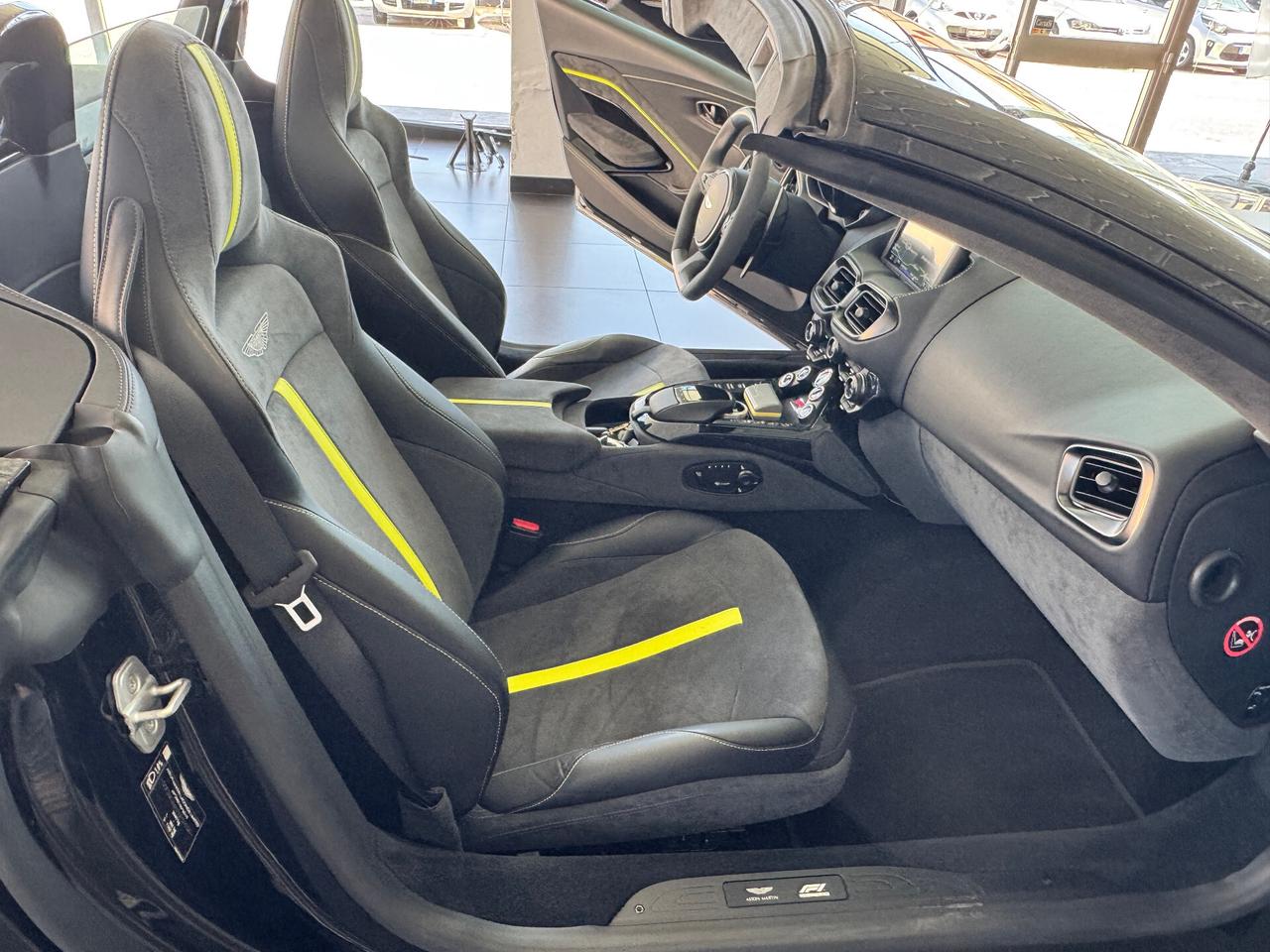 Aston Martin Vantage F1 Edition Roadster