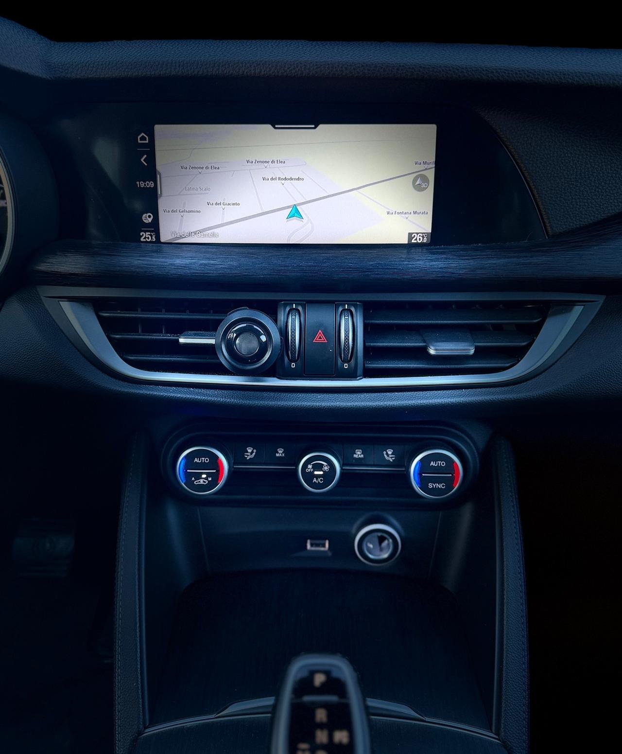 Alfa Romeo Stelvio 2.2 Turbodiesel 160 CV AT8 RWD Business