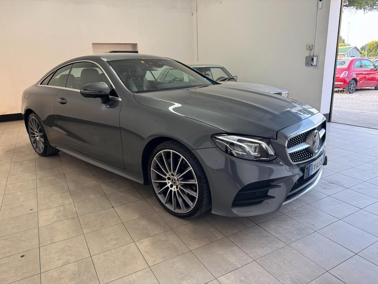 MERCEDES -BENZ E220 4 MATIC COUPè 2019 FULL