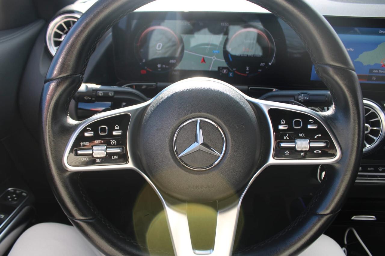 Mercedes-benz GLA Tua A SOLI 261€