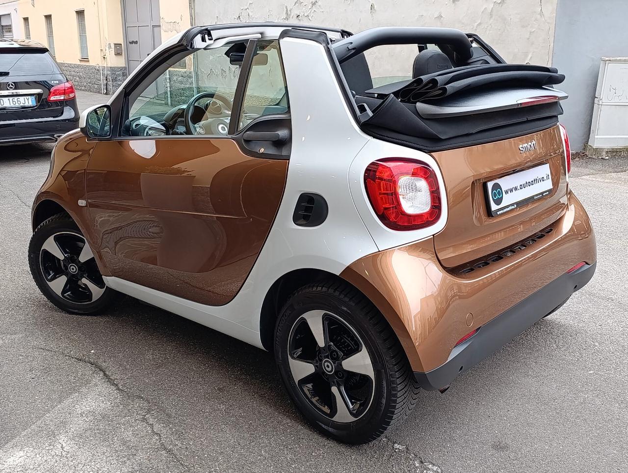 Smart ForTwo 90 0.9 Turbo aut. cabrio Passion navi telecamera