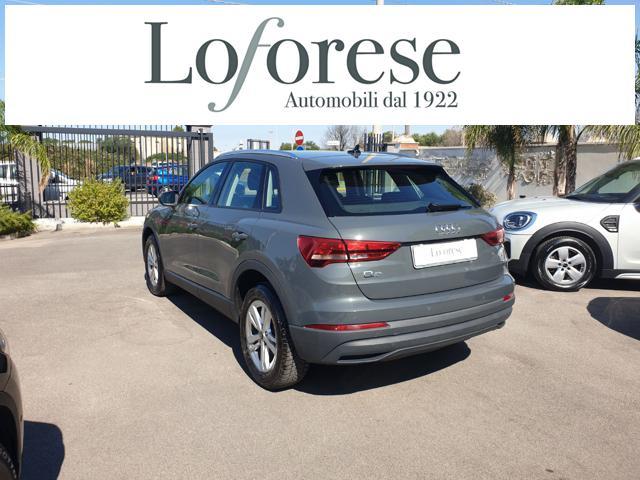 AUDI Q3 35 TDI S tronic Business