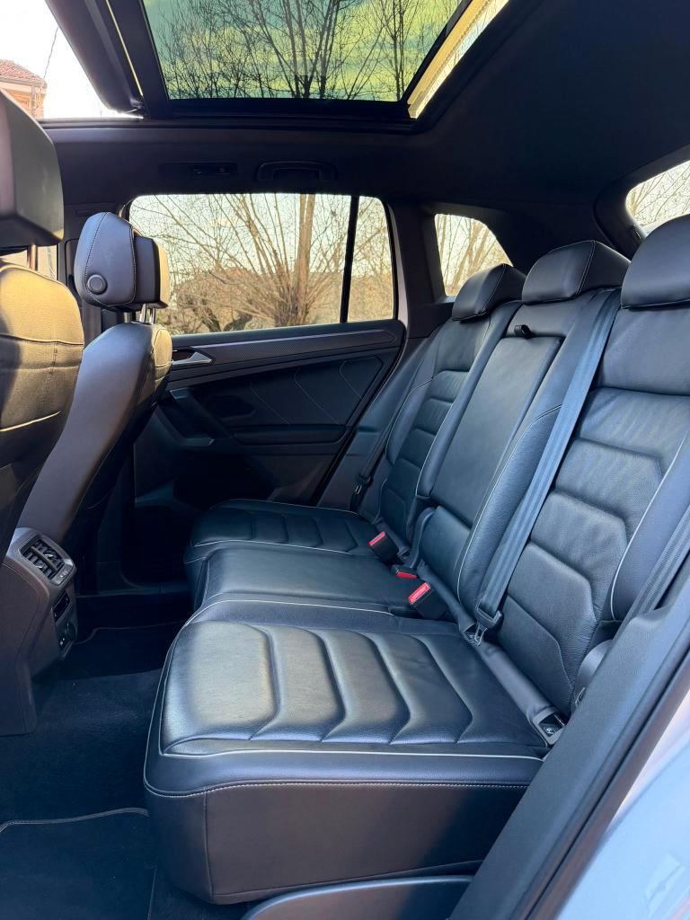 Volkswagen Tiguan 2.0 tdi R-Line 4motion 200cv dsg PANORAMA