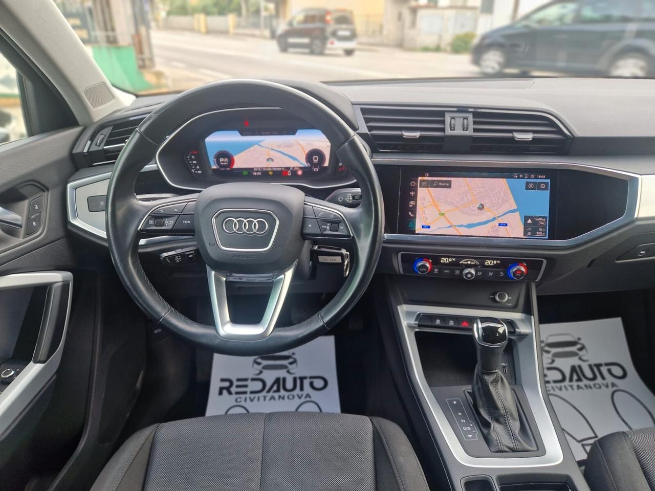 Audi Q3 40 TDI quattro S tronic Business Advanced