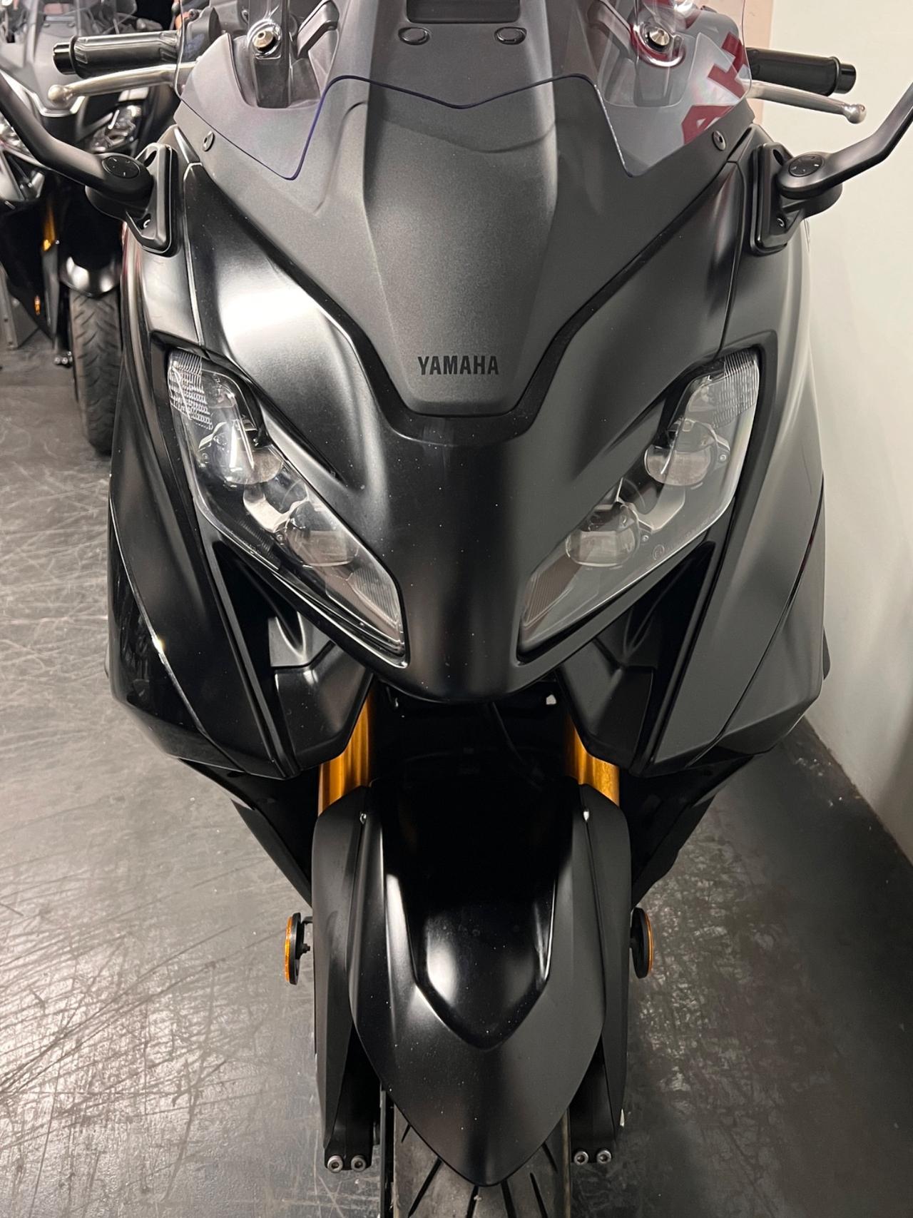 Yamaha TMAX 560 Tech max