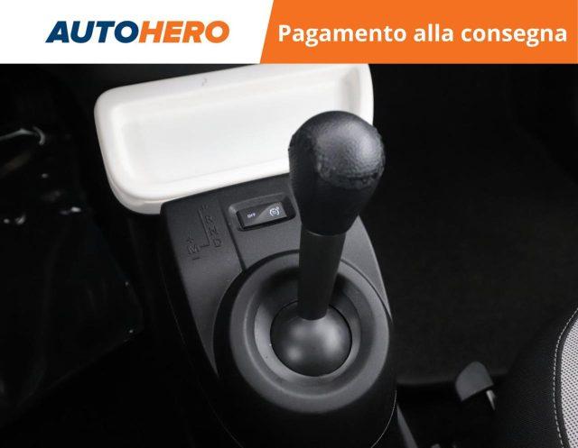 RENAULT Twingo SCe EDC Lovely
