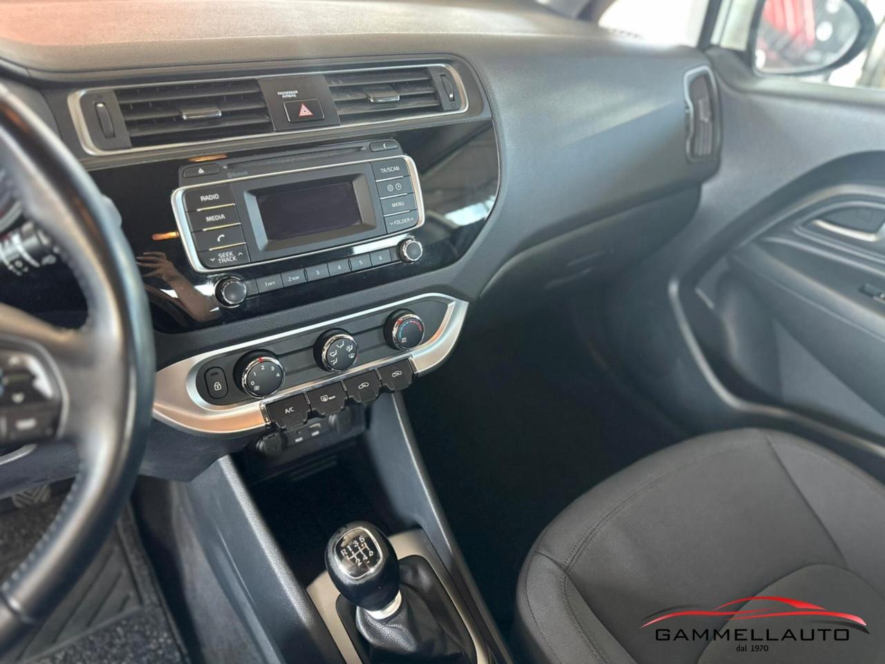 Kia Rio 1.1 Active 75CV E6