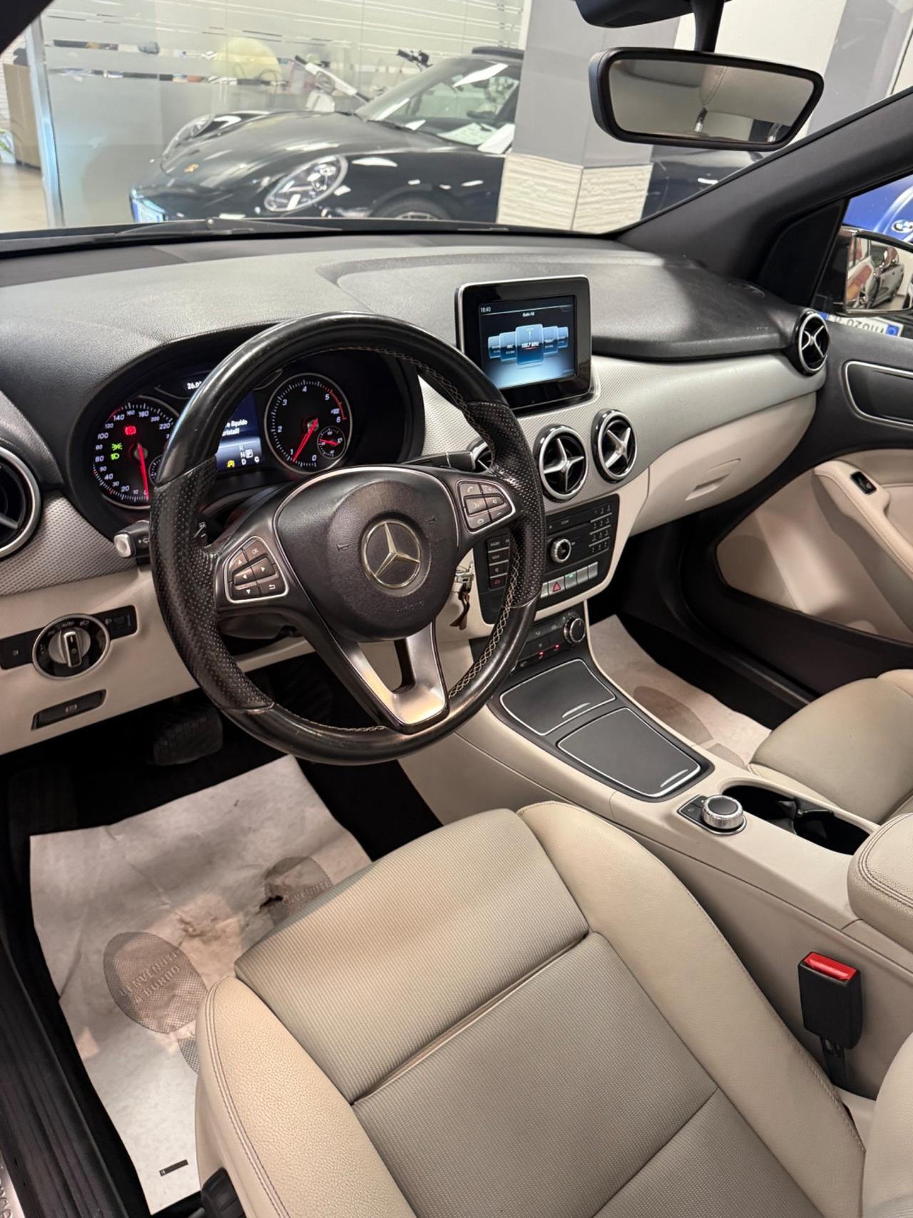 Mercedes-benz B 180 d Automatic Premium