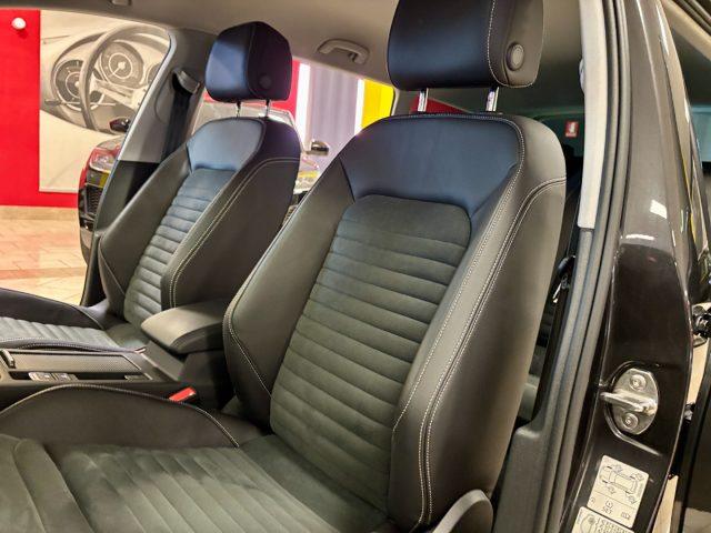 VOLKSWAGEN Passat Variant 2.0 TDI DSG Executive - UNIPRO - SOLO 25.000KM