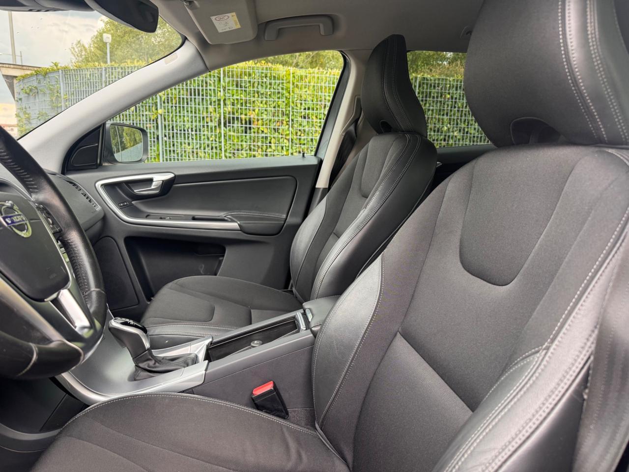 Volvo XC 60 XC60 D4 AWD Geartronic Kinetic
