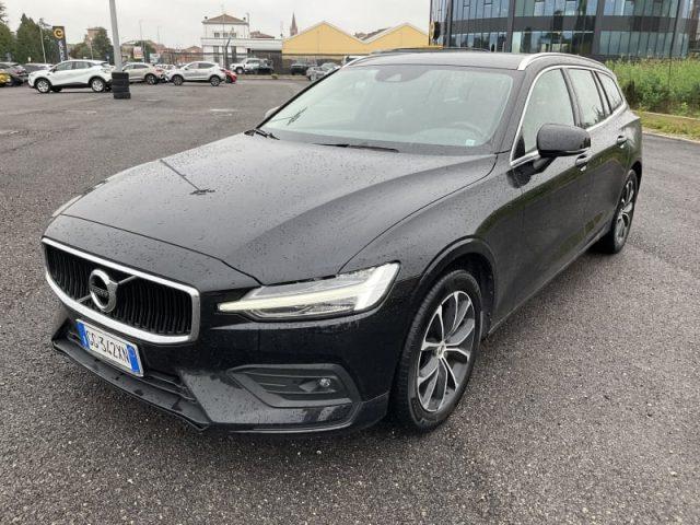 VOLVO V60 B4 (d) Geartronic Momentum Business Pro