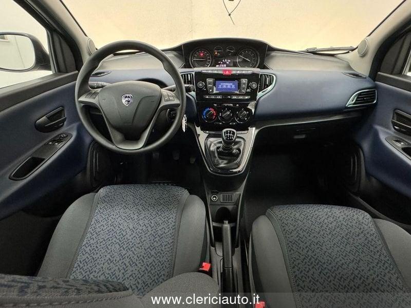 Lancia Ypsilon 1.0 FireFly 5 porte S&S Hybrid Oro