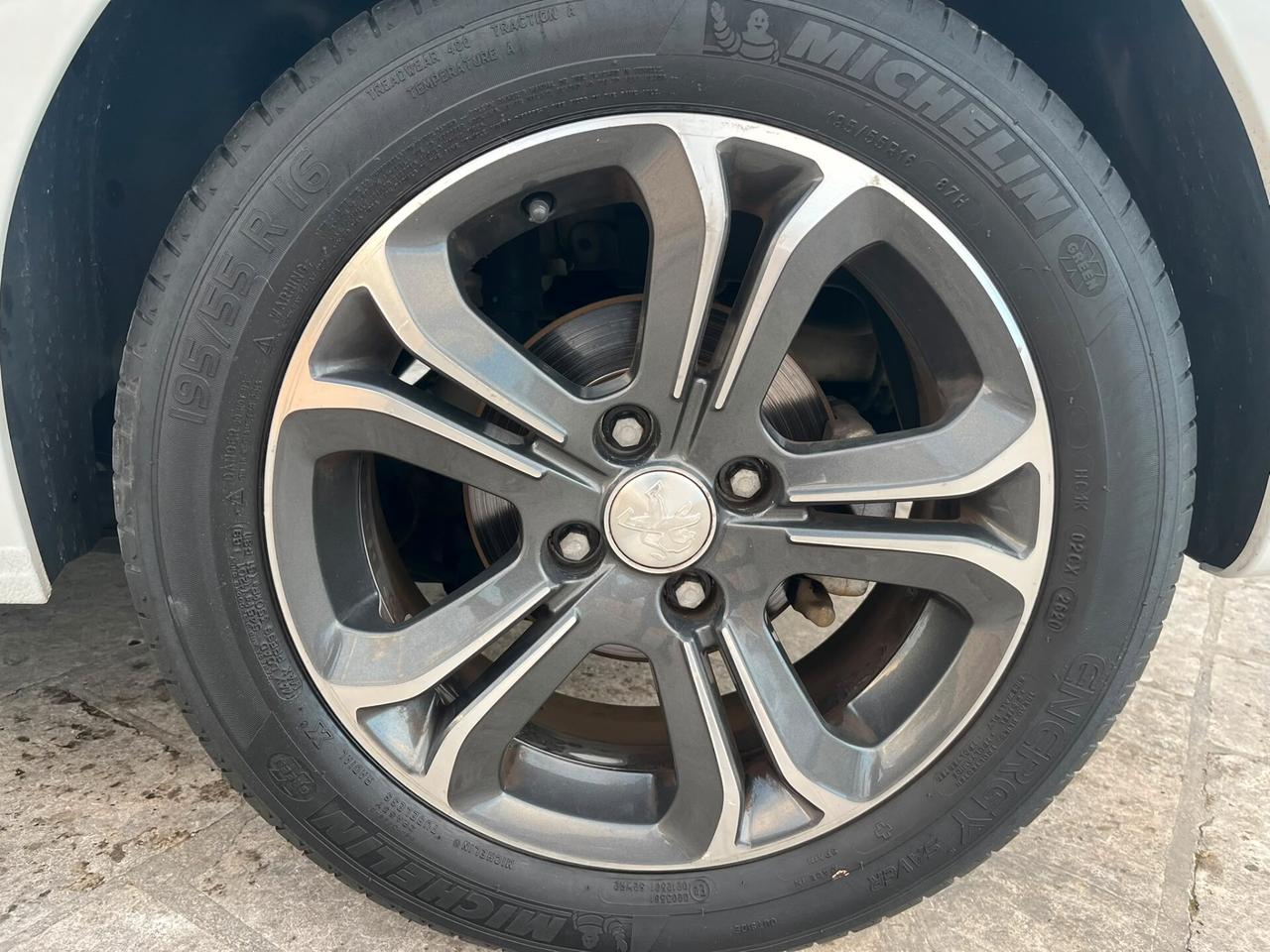 Peugeot 208 1.4 GPL - 100000KM!!! - 2014