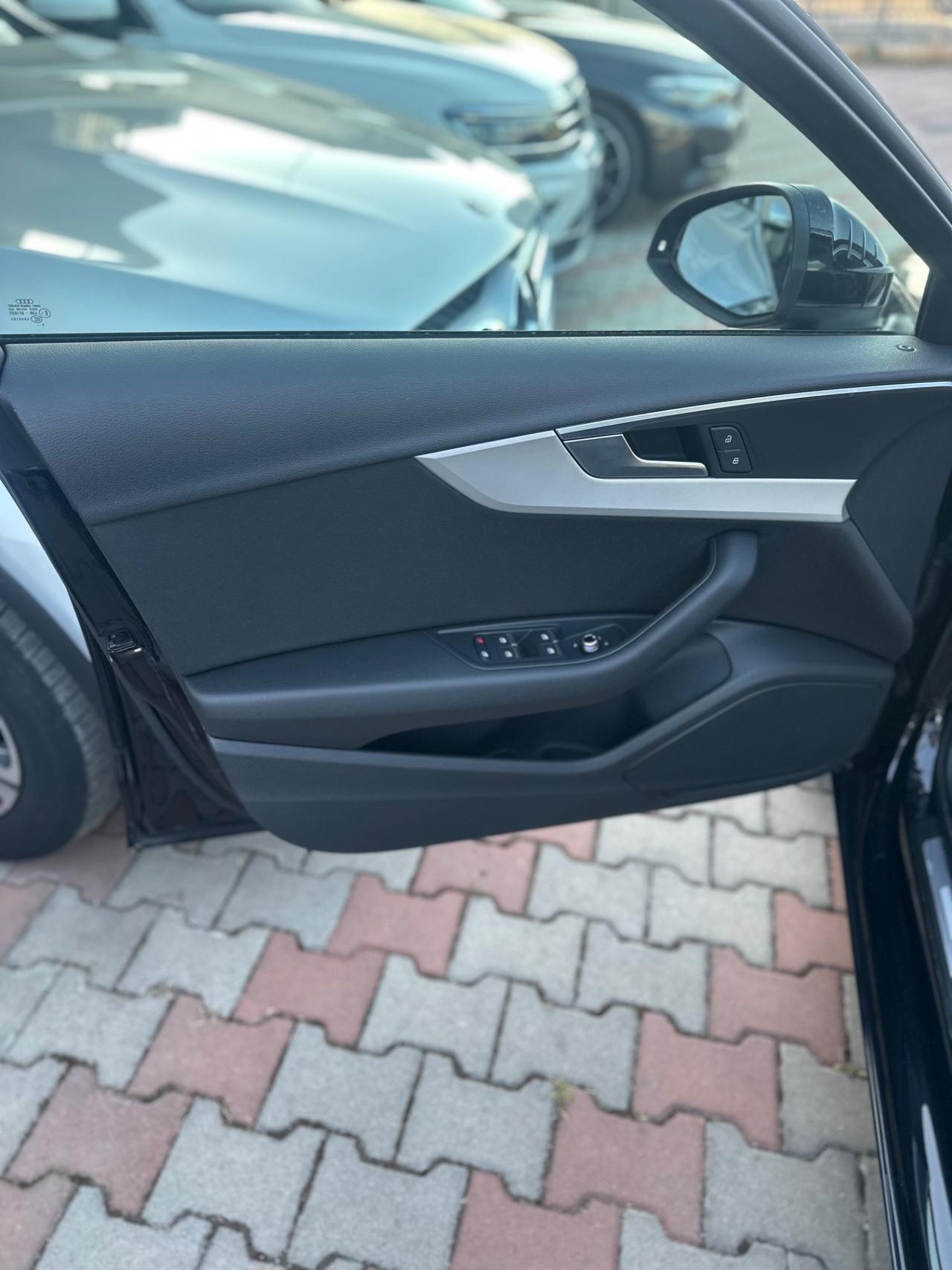 Audi A4 Avant 35 TDI S tronic