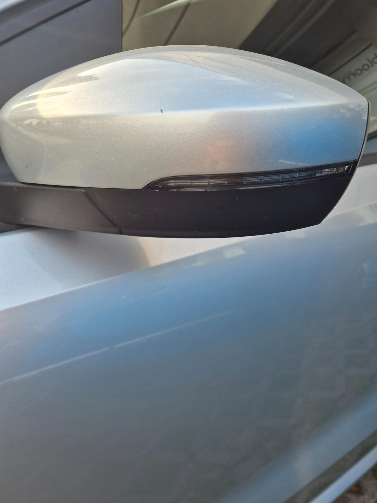 Volkswagen Polo 1.2 benzina euro 5 neo patentati