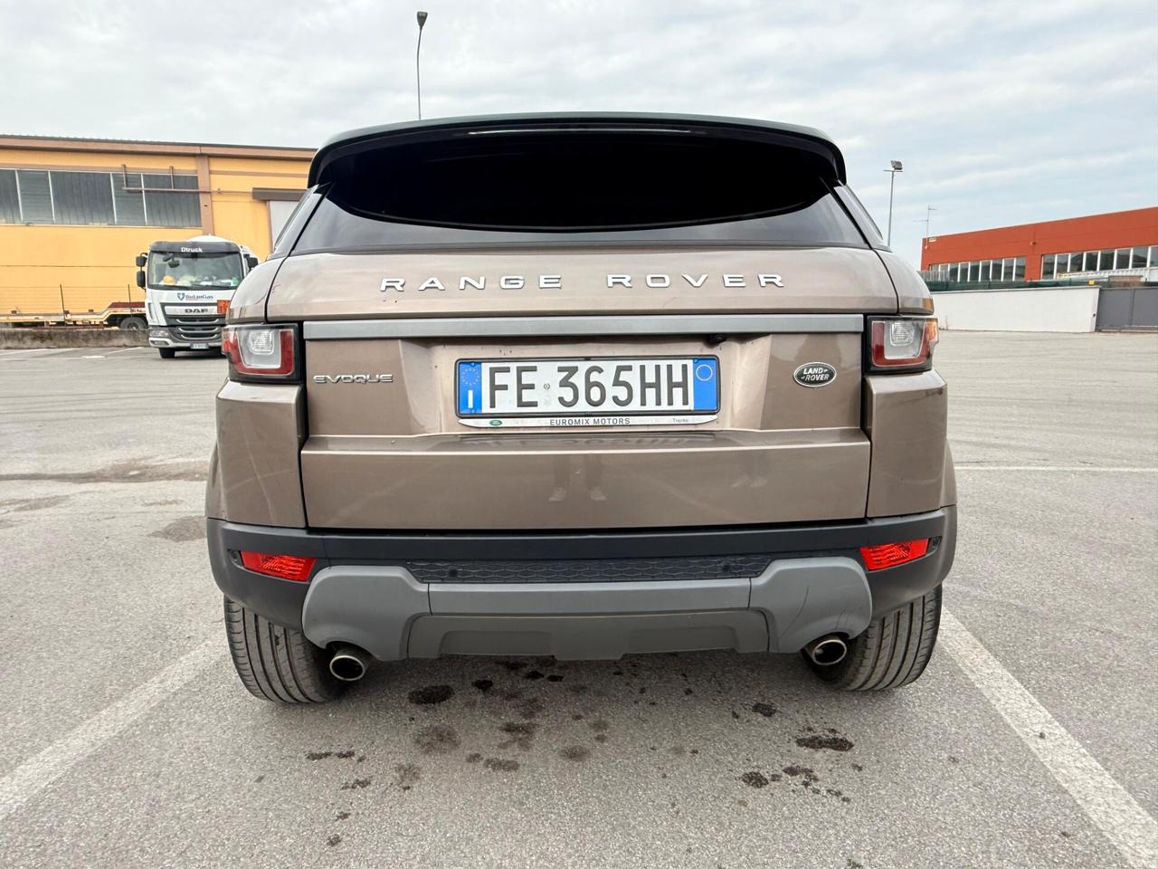 Land Rover Range Evoque 2.0 TD4 180 CV 5p. Pure