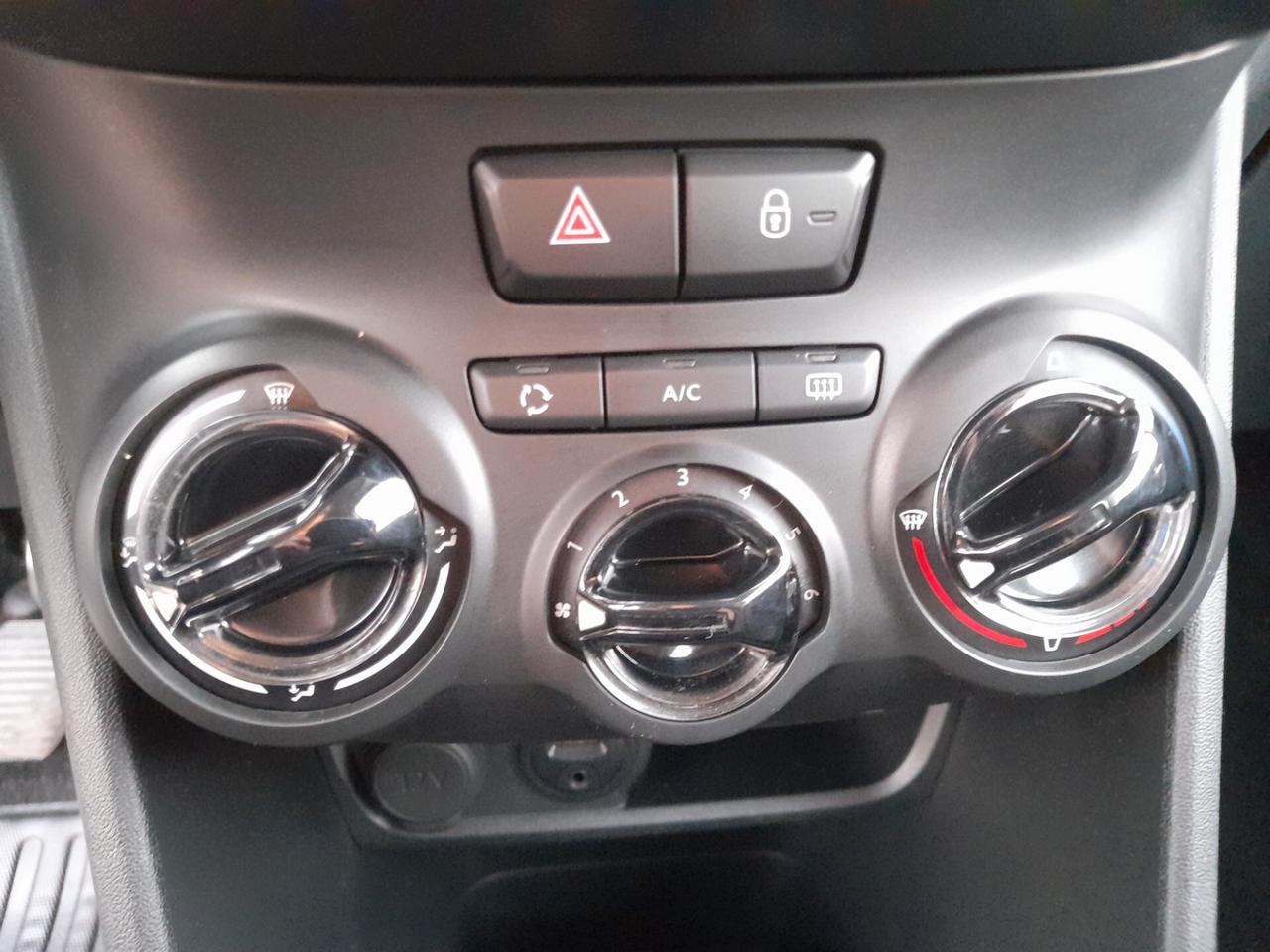 Peugeot 208 -1.6 BlueHDi 75 5 porte Allure