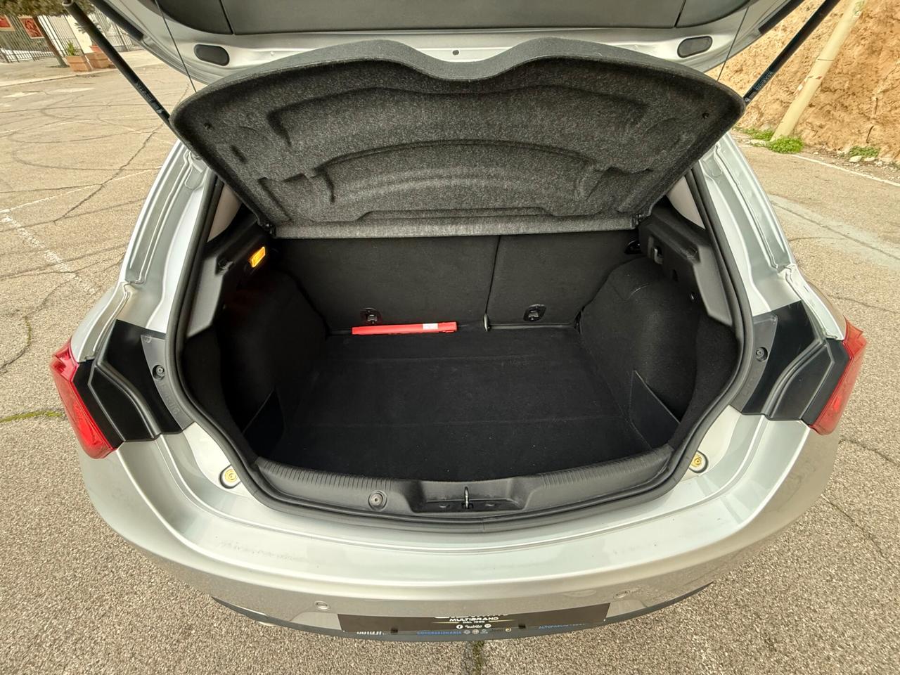 Alfa Romeo Giulietta/1.6 120CV/LED/CERCHI 17"/NEOPATENTATI