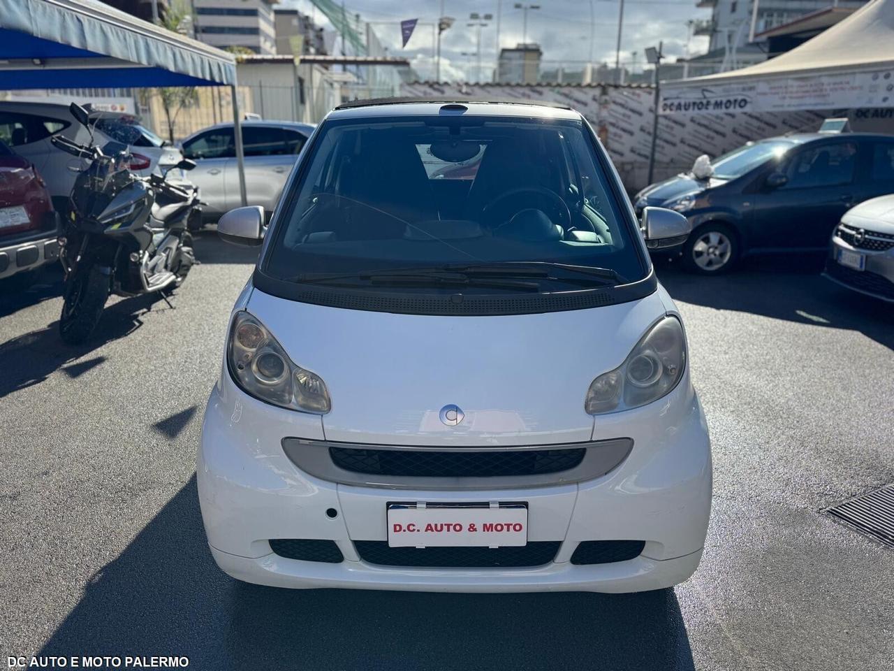 Smart ForTwo 1.0 Benzina 71CV Cabrio Affar.e.2009
