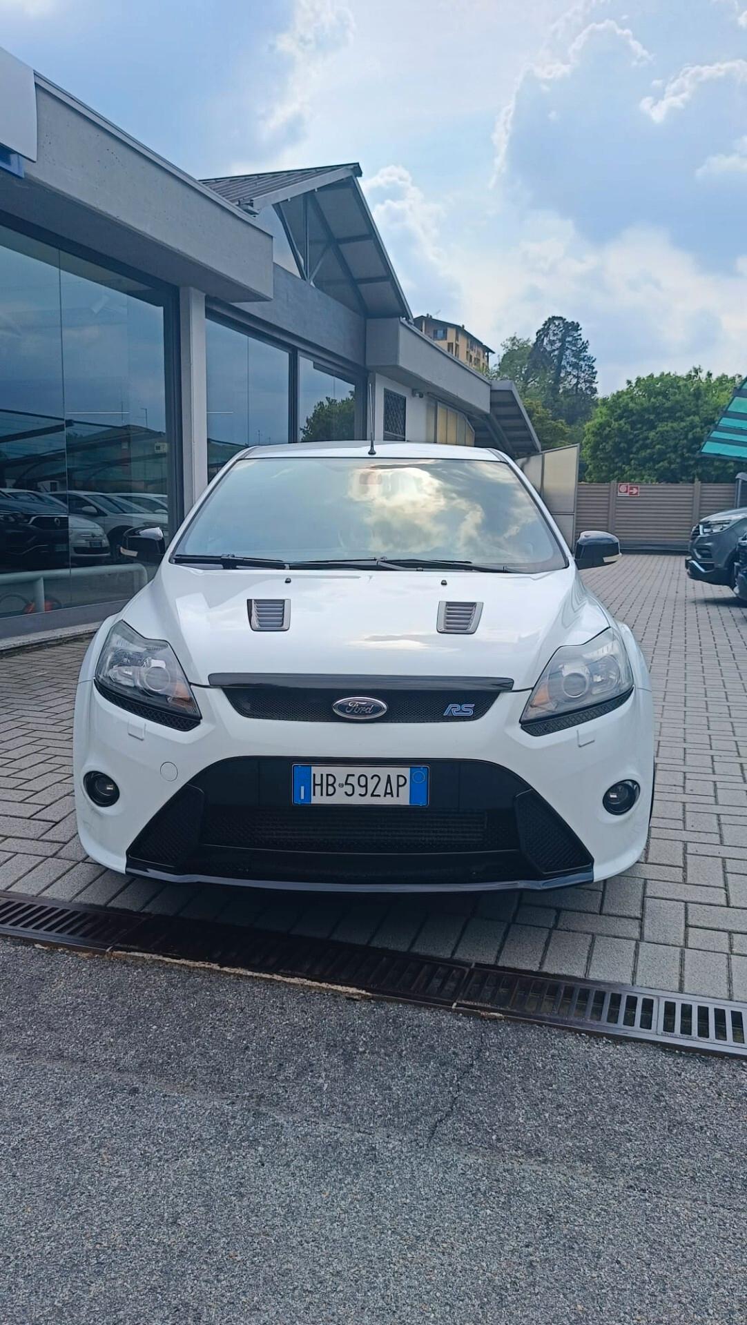 Ford Focus 2.5T (305CV) 3p. RS