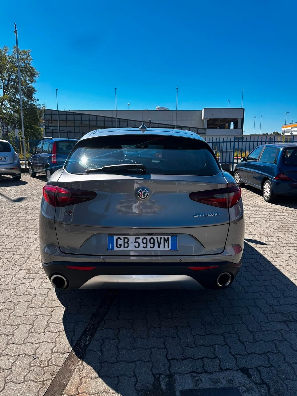 Alfa Romeo Stelvio 2.2 Turbodiesel 190 CV AT8 Q4 Ti